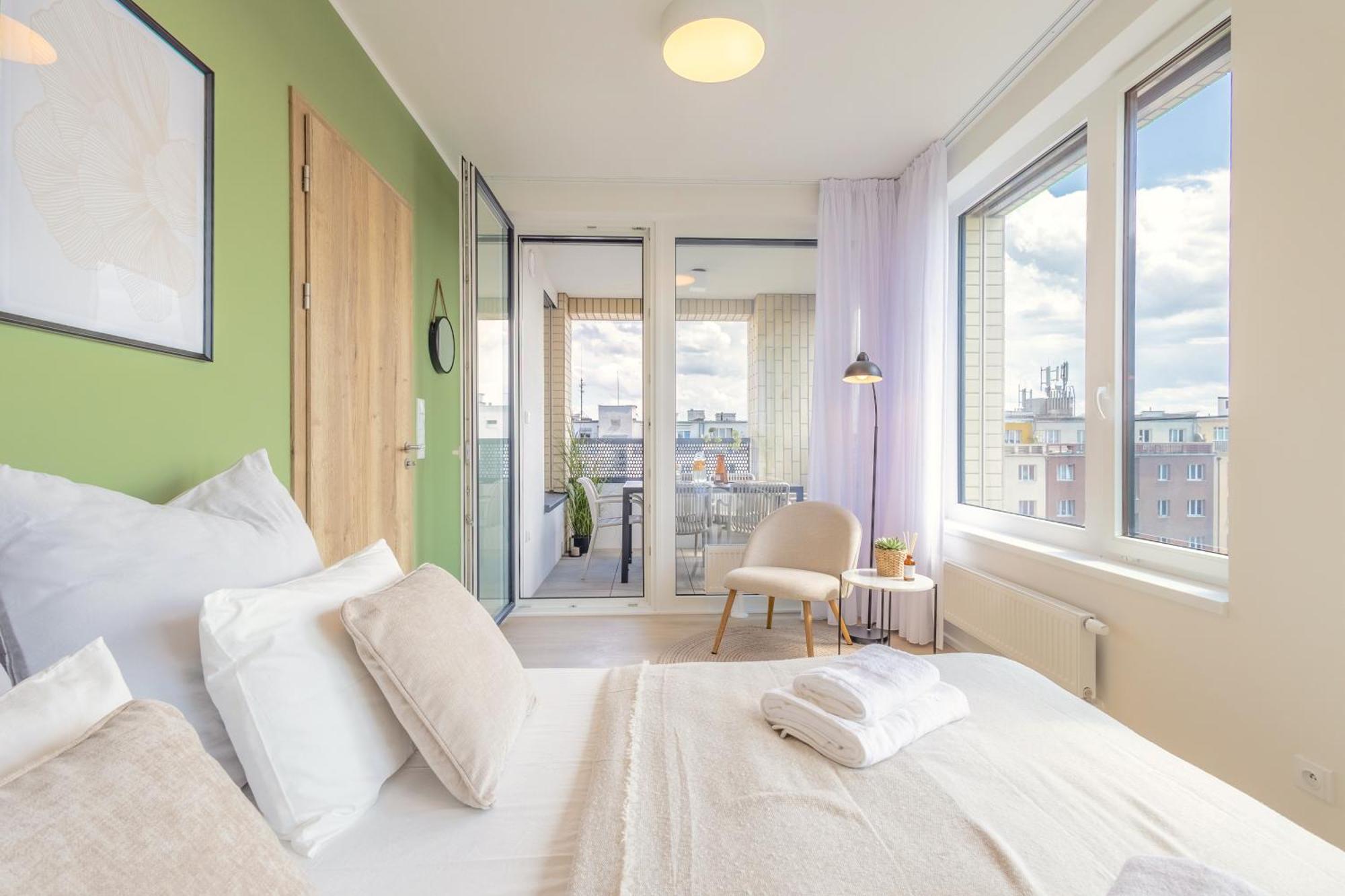 Bright 2Br - 8Th Floor, Balcony, Free Parking - By Gravity Prague Apartment Exterior photo